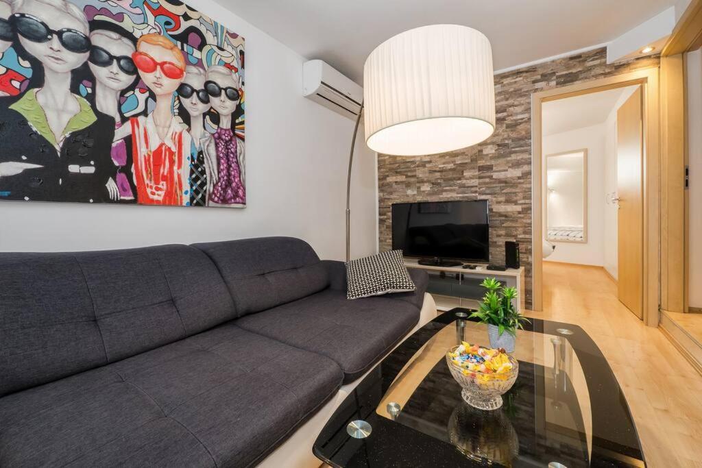 Relaxing 2Bd Apartment, Ground Floor - Walk To Old Town 스플리트 외부 사진