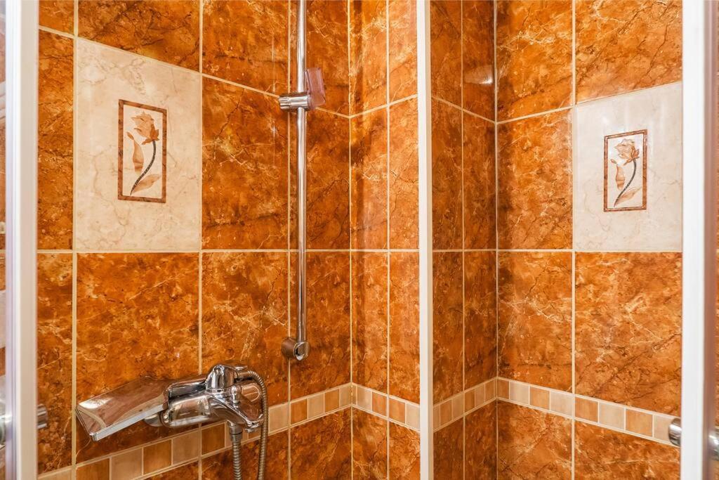 Relaxing 2Bd Apartment, Ground Floor - Walk To Old Town 스플리트 외부 사진