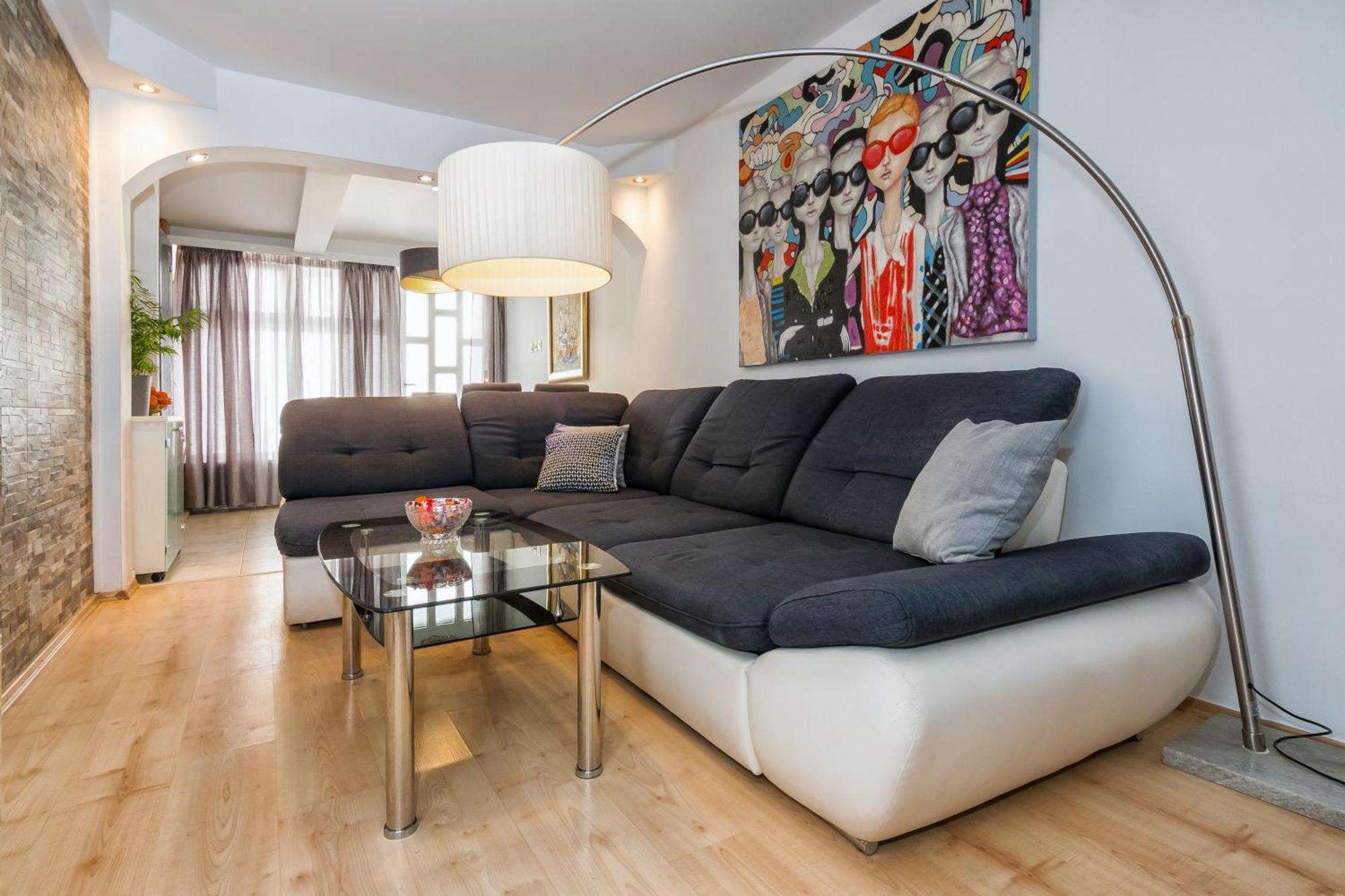 Relaxing 2Bd Apartment, Ground Floor - Walk To Old Town 스플리트 외부 사진