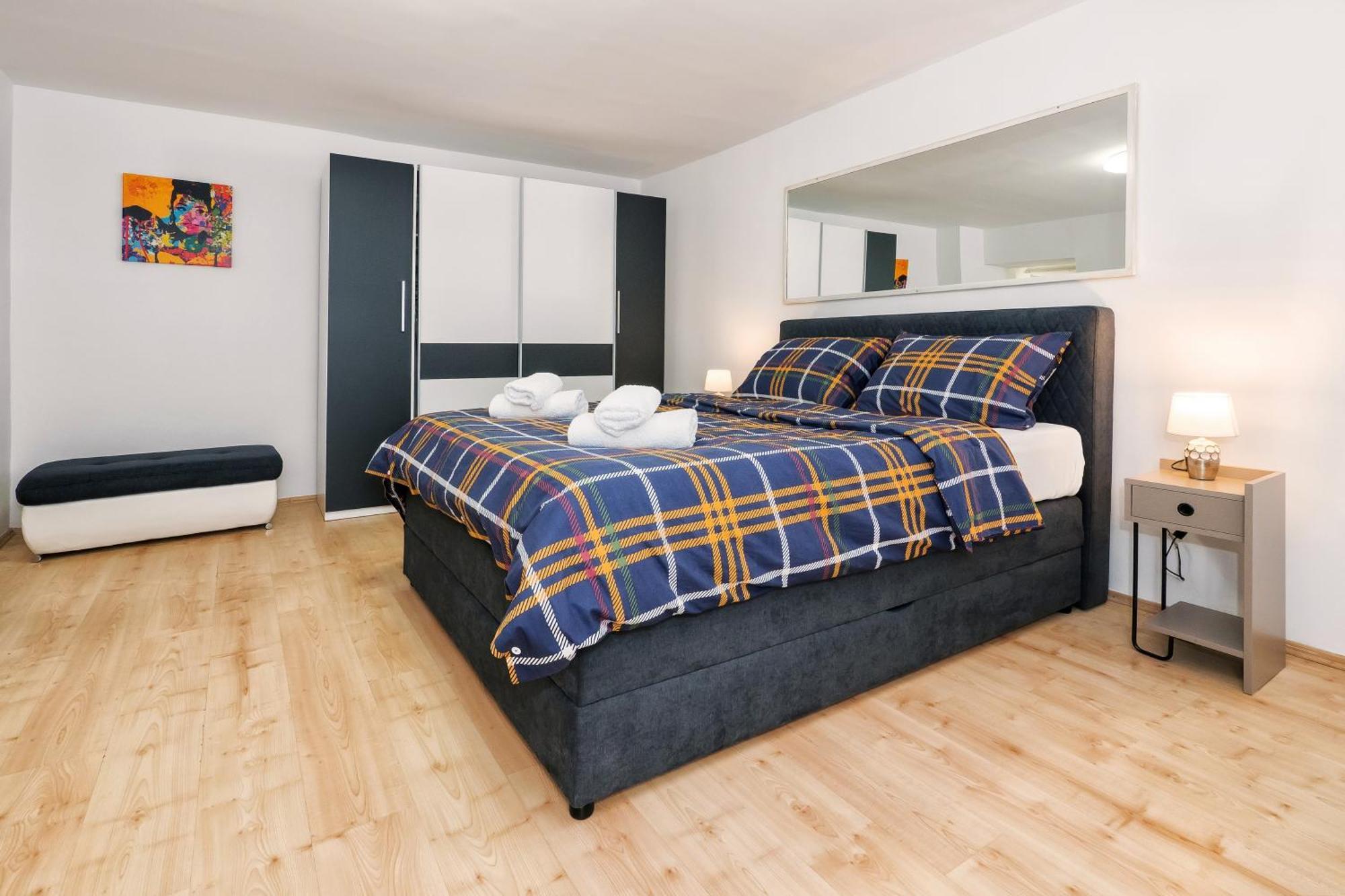 Relaxing 2Bd Apartment, Ground Floor - Walk To Old Town 스플리트 외부 사진