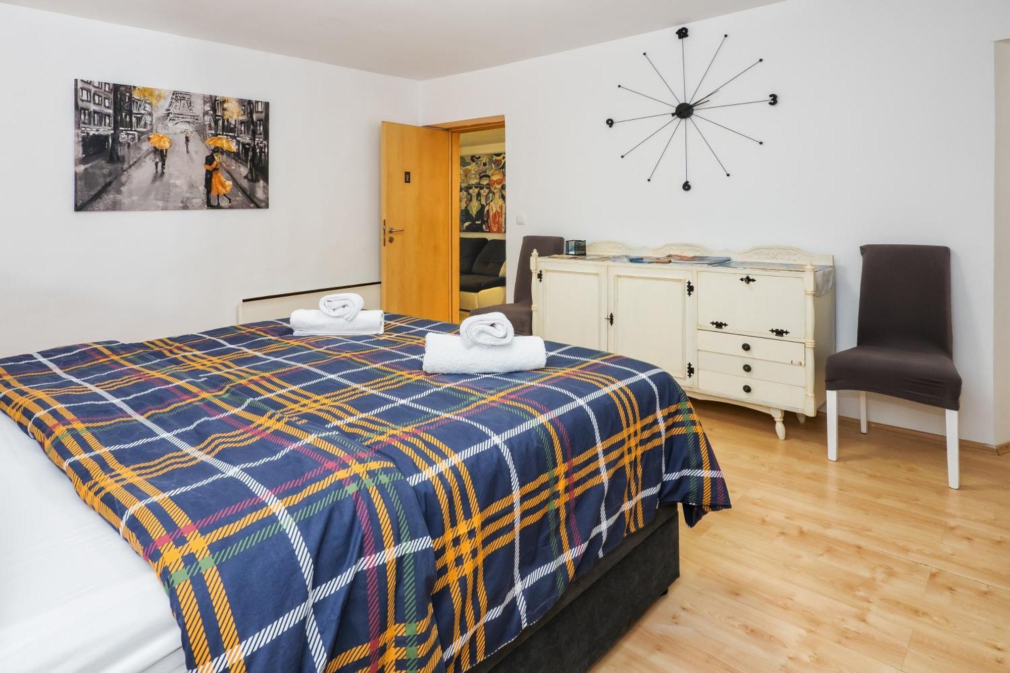 Relaxing 2Bd Apartment, Ground Floor - Walk To Old Town 스플리트 외부 사진